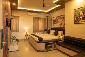 Seasons Suites - JP Nagar