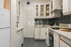 Koti Rentals - Albatros