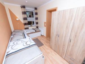 Apartment An der Eine-3 by Interhome