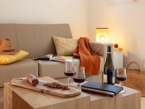 Apartment MB6 Loggia by Interhome