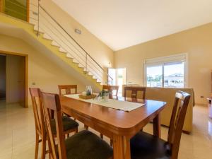 Holiday Home Alex by Interhome