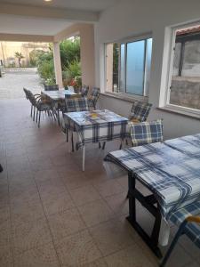 Apartment in Lopar with sea view, terrace, air conditioning WiFi 3719-1