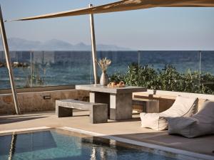 LaLune SeaSide Villa, Zante Zen By ThinkVilla