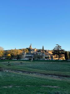 Appartements Les balcons de Mona au coeur de Lourmarin : photos des chambres