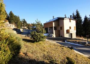 Chalets Les Silenes pyrenes 2000 Meuble touristique 4 Etoiles : photos des chambres