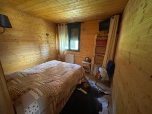 Chalets Les Silenes pyrenes 2000 Meuble touristique 4 Etoiles : photos des chambres