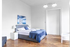 4 Great Apartment Near AKH - Ideal for Groups of 19