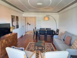 Fabulous Terrace Cascais - Checkinhome