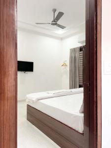 Radha Krishna Bhawan, Homestay