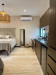 Exclusive studio in a gated community by CASA PARAISO