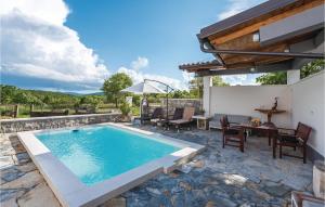 Awesome Home In Danilo