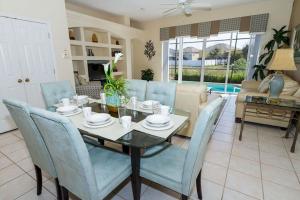 A wonderful 4 bedroom villa with it own pool in Glenbrook Resort