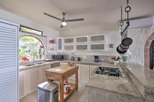 Puerto Vallarta Condo with Pool - Walk to La Playa!