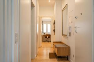 WHome Chic 2-Bed near Santos & Alcântara perfect for Families & Couples