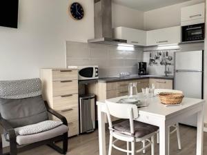 Charmant studio climatisé avec animaux admis à Balaruc-les-Bains - FR-1-503-102