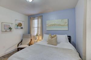 Gated Retreat Steps from Midtowns Best Parking