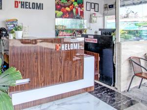 Super OYO Collection O 90253 DHelomi