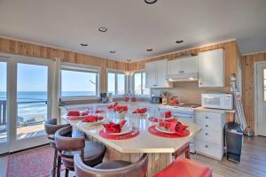 Exquisite Oceanside House with Pacific Views and Deck!