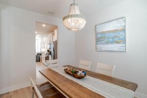Serenity Island Treasure At 7868 Evening Glow Drive