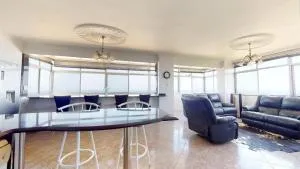 Shangri-La Penthouse View - Warner Beach