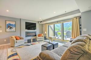 Walk to Lifts Killington Condo, Garage Parking