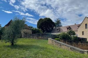 Maisons de vacances Charming 19th Century Farmhouse with Pool : photos des chambres