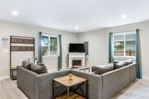 Salt, Sand, Surf, Repeat