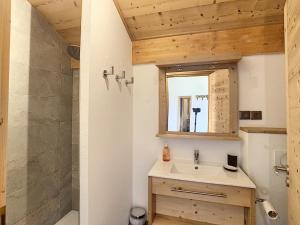 Chalets Chalet Combloux, 6 pieces, 10 personnes - FR-1-560-71 : photos des chambres