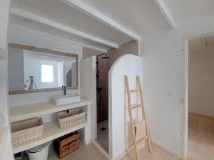 Maisons de vacances Maison Saintes-Maries-de-la-Mer, 5 pieces, 9 personnes - FR-1-475-95 : photos des chambres