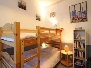 Appartements Appartement T2 bis, balcon, 100m des thermes et commerces, WiFi, 4 pers, La Bourboule - FR-1-608-238 : photos des chambres