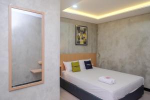 Urbanview Hotel Syariah Artamara Tegal by RedDoorz