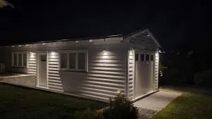 Retro on Queen, Papakura - Takanini