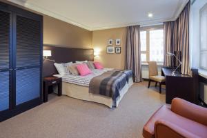 Superior King or Twin Room room in Holiday Club Saimaa