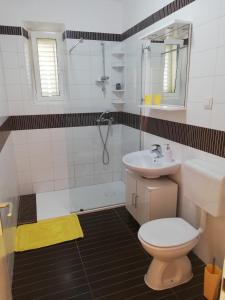 Yellow Room Guesthouse