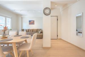 Stylish 2BDR Apt by the Acropolis