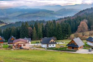 CARI APARTMENTS, Hillside