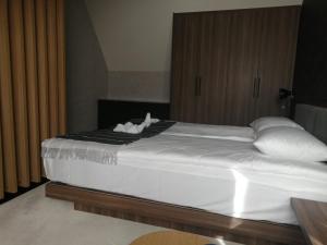 Woodside apartments Kopaonik with garage