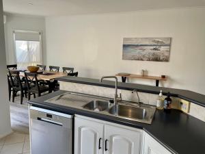 McCracken Homestay