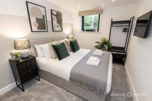 Aurora Heights by Grandeur Property