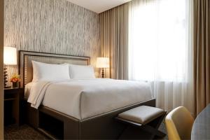Classic King Guest Room room in Archer Hotel Napa