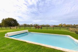 Gîte de la Garenne - Cottage chaleureux avec piscine