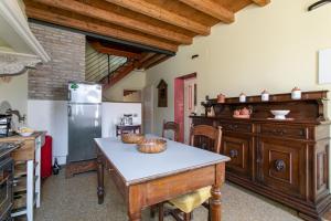 Wondrous Palazzetto 1619 in Magical Burano Island