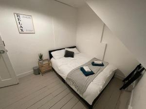 Comfy 2 Bedroom On Tower Bridge