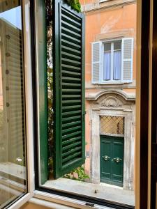 Lidia-heart of Rome,Trastevere