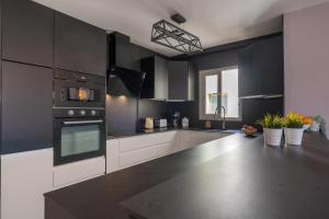 Lets in the Sun Sea View Apartment Calabella