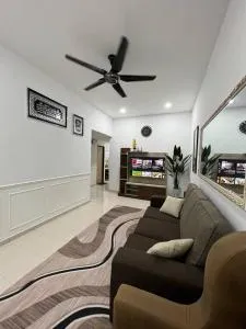 Homestay Kemaman Fyna06 - Kampong Telok Kalong