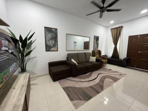 Homestay Kemaman Fyna06