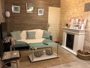 VILLA REFAMILIALE ET PROFESIONNALE