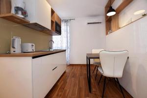 4 Corner the Center of the Old Town