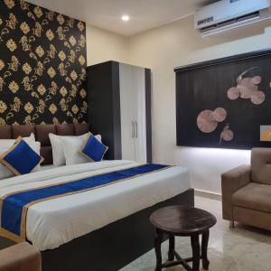 THE SEVENS HOTEL